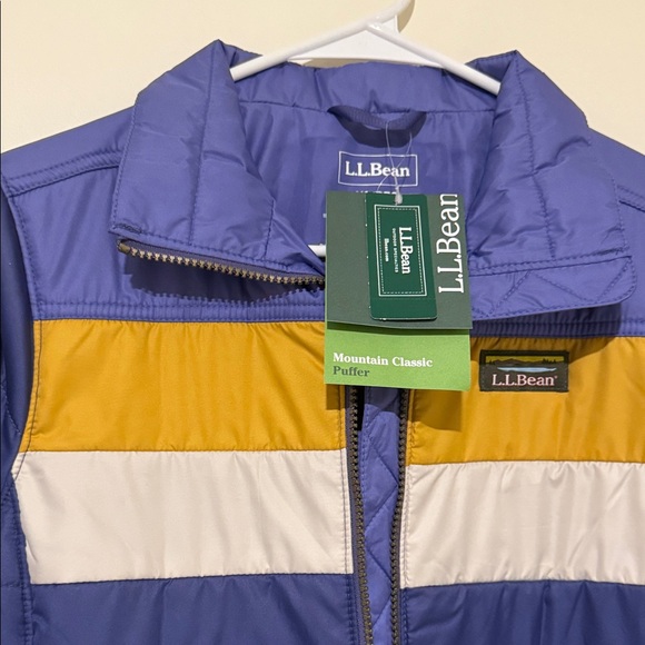 L.L. Bean Women Puffer Jacket. New & Never worn! Will ship asap! 2 in stock! - Picture 9 of 9